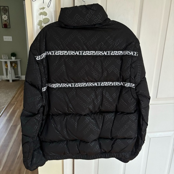 Versace Logo Puffer Jacket - Picture 3 of 5